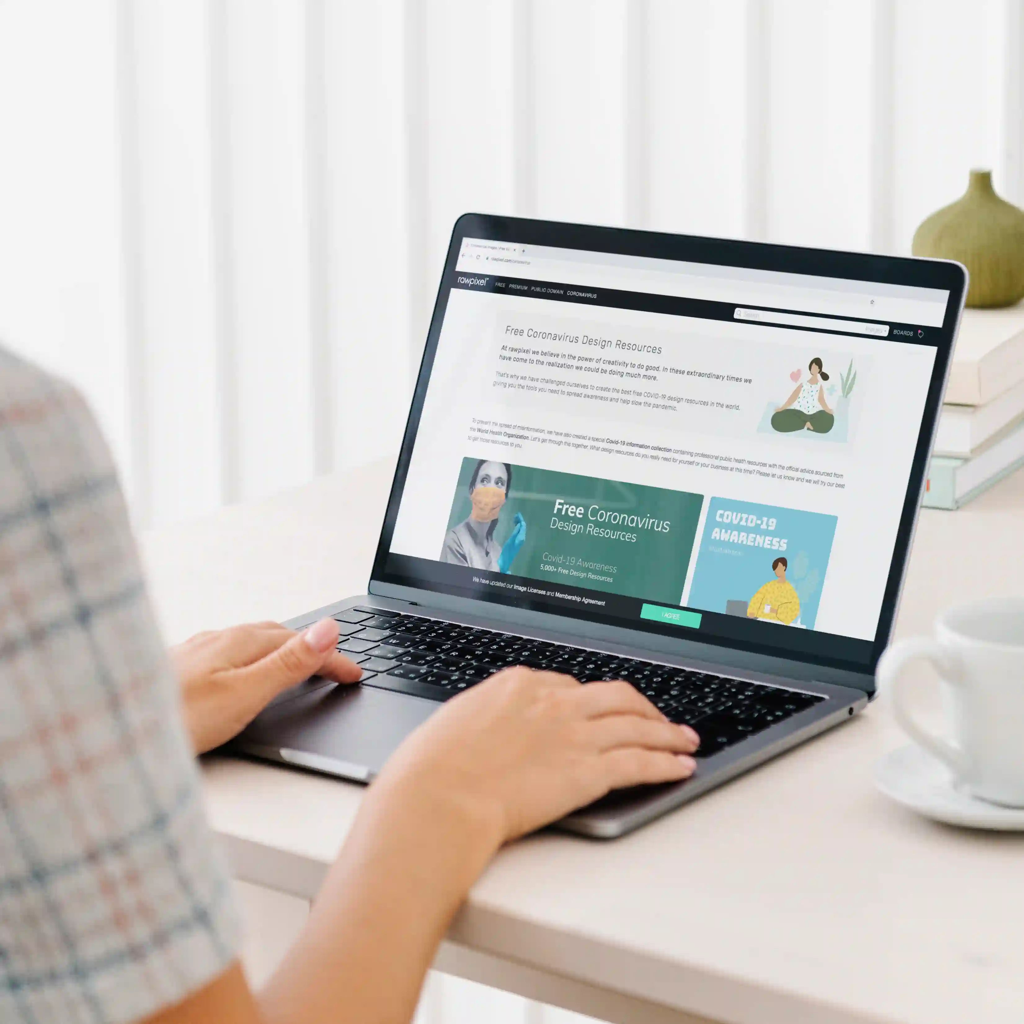 Tim Vistek sedang berdiskusi